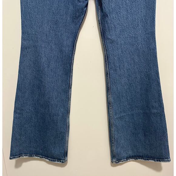 Levi’s 70’s High Rise Flare Women’s Size 30 - Picture 6 of 10